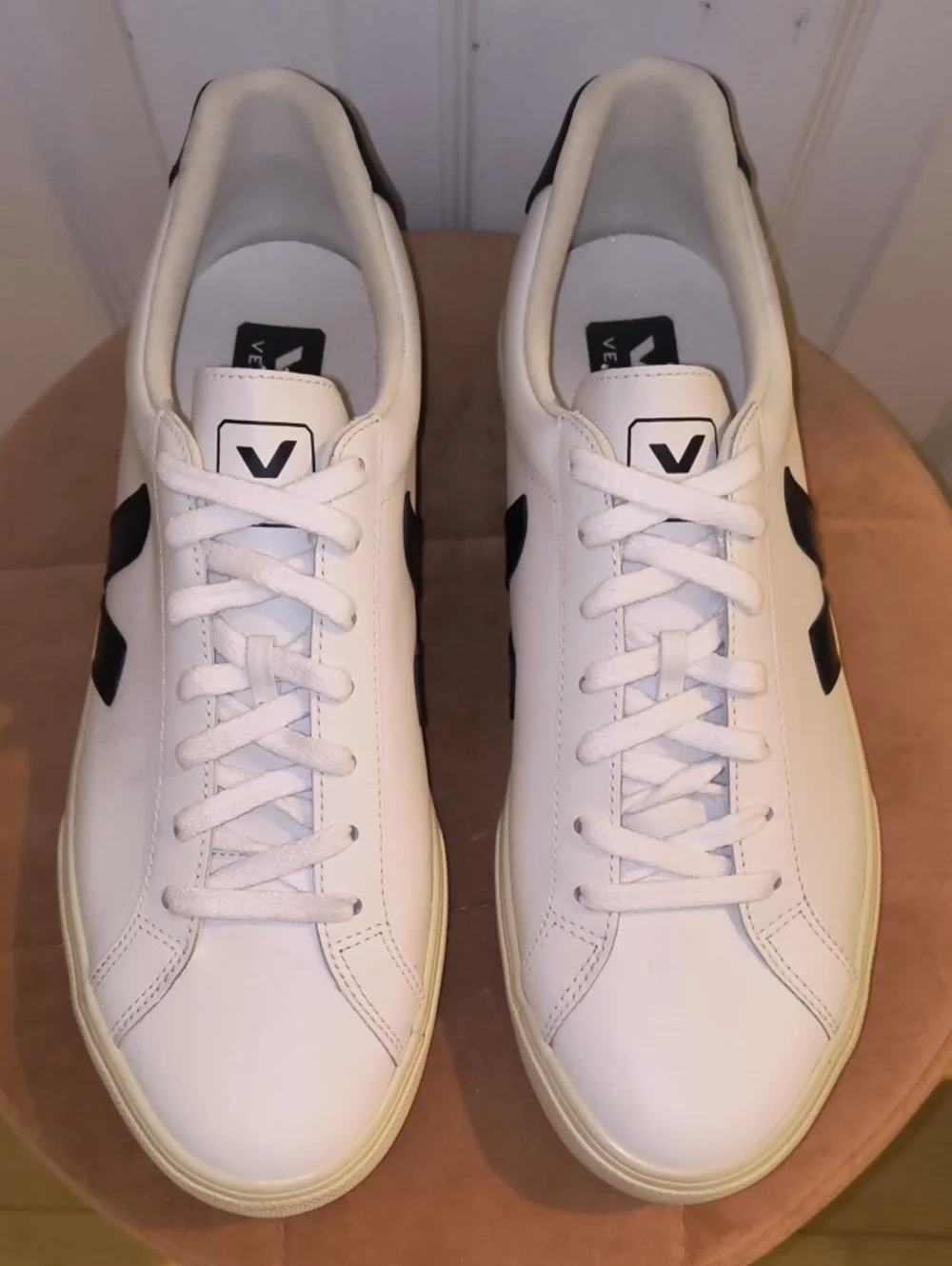 Veja esplar leather